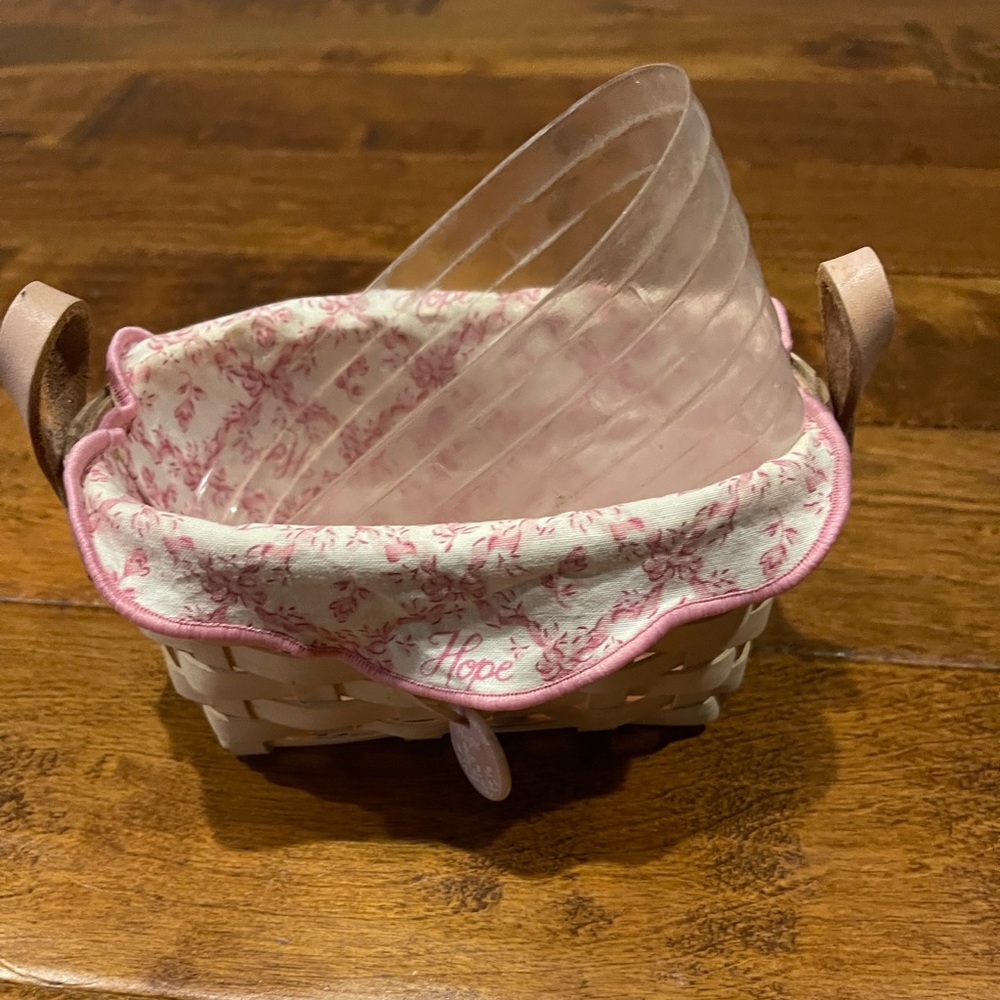 Longaberger 2005 Horizon of Hope breast cancer basket with Hope charm - Picture 3 of 7